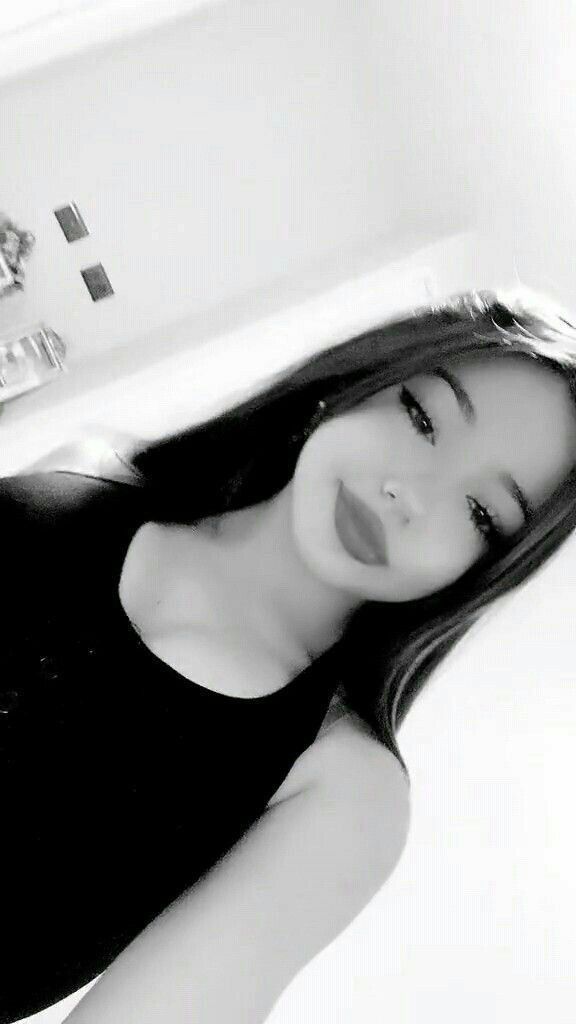 Laura M